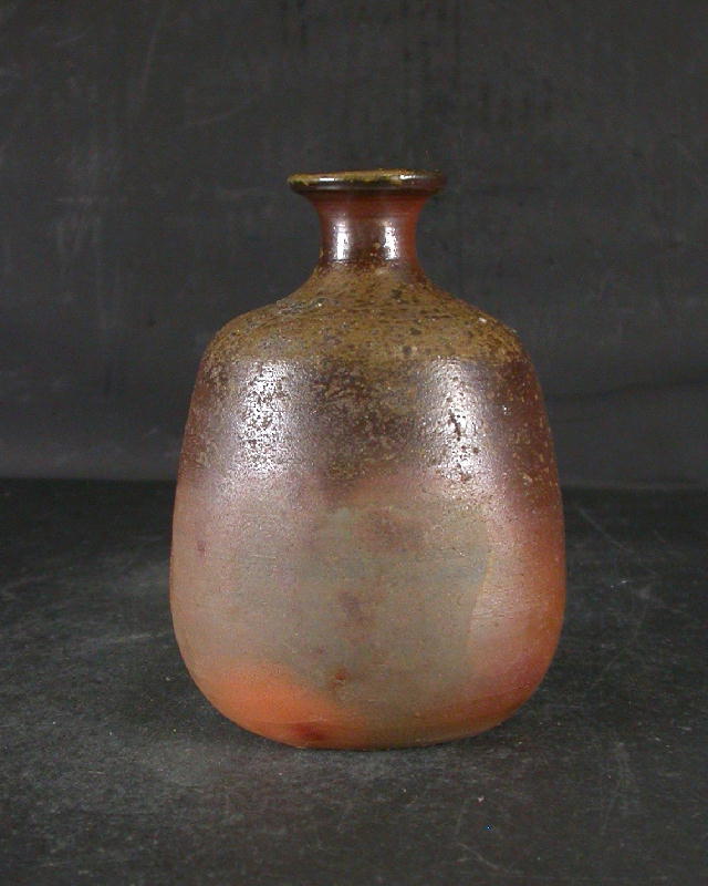 国内発送 備前焼 登窯 備前焼中堅作家 山下 譲治 黄ゴマ徳利1 備前焼卸 工芸品