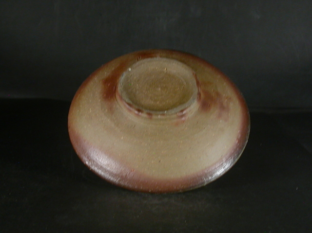 再お値下げ　備前焼㉝　中四 方皿　面しのぎ　緑ゴマ　緋襷　隆平作 再お値下げ 備前焼㉝ 中四 方皿 面しのぎ 緑ゴマ 緋襷 隆平