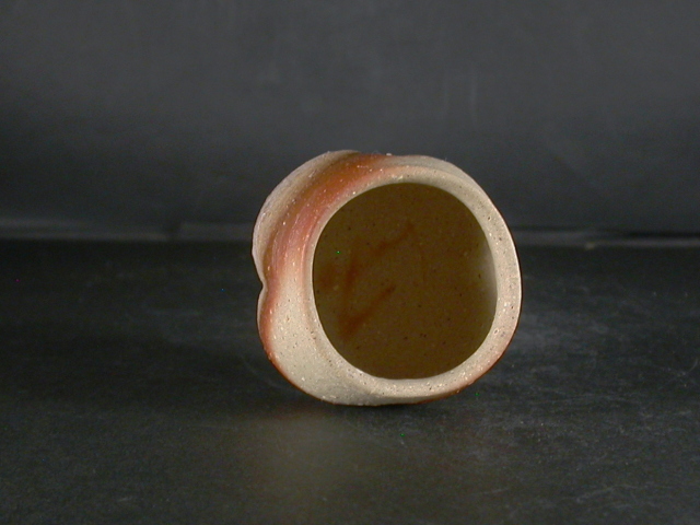 備前焼 登窯 備前焼人気作家 宮尾 昌宏 最新作薄茶のゴマぐい呑3