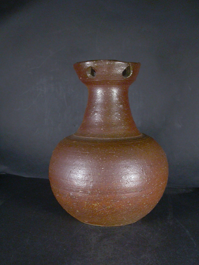 備前焼 穴窯 備前焼物故作家 正宗 悟 大振りな透かし花入5 備前焼卸