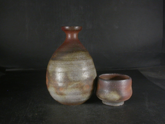 備前焼 小西陶古作 窯変大型角花器 面取飾り花瓶 共箱 高さ27.2㎝★美品★ Amazon.co.jp: 備前焼 小西陶古作 窯変大型角花器 面取飾り花瓶