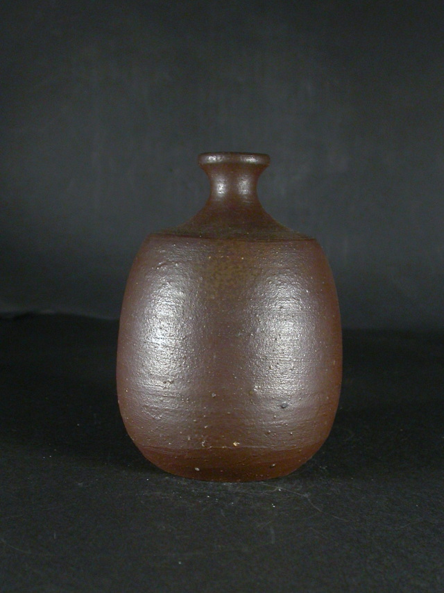 備前焼 登窯 窯元 金重利陶苑 第77代金重利右衛門陶弘 黄ゴマ徳利1