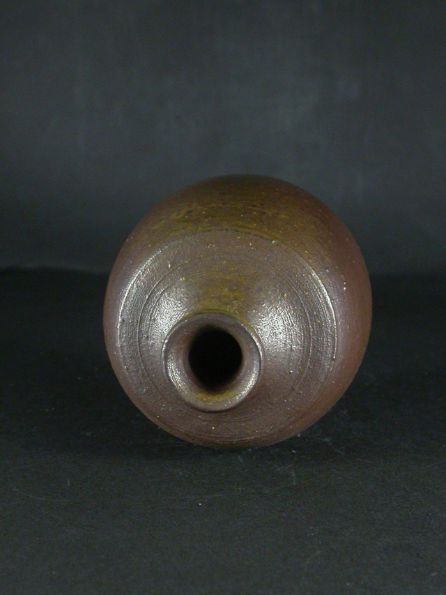 備前焼 登窯 窯元 金重利陶苑 第77代金重利右衛門陶弘 黄ゴマ徳利1