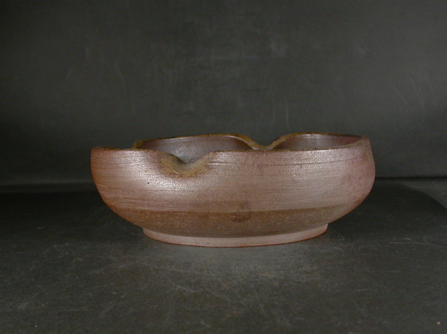 自作の備前焼き　トカゲと小さな台座 備前焼 登窯 備前焼物故作家 小野田 瑞穂 共箱付き緋襷・黄ゴマ輪花鉢