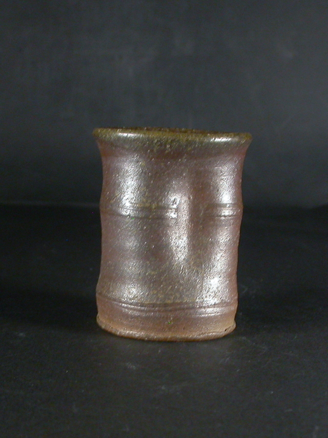 備前焼 穴窯 作者不詳 黄ゴマ竹節筒ぐい呑2 備前焼卸・小売 六べえ