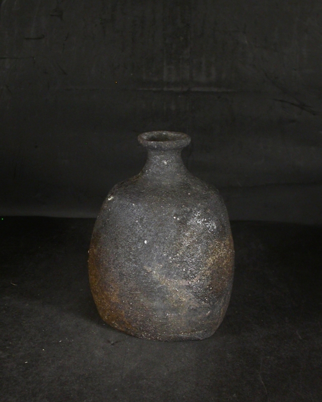 備前焼 登窯 備前焼女流作家 戸田 桂子 共箱付き窯変徳利1 備前焼 登窯 備前焼女流作家 戸田 桂子 共箱付き窯変徳利1