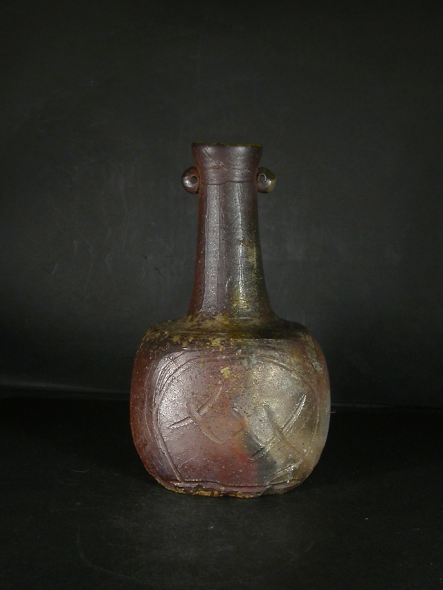 岡山県重要無形文化財 伊勢崎満 備前焼 緋襷四方花入 合箱 花瓶 花器