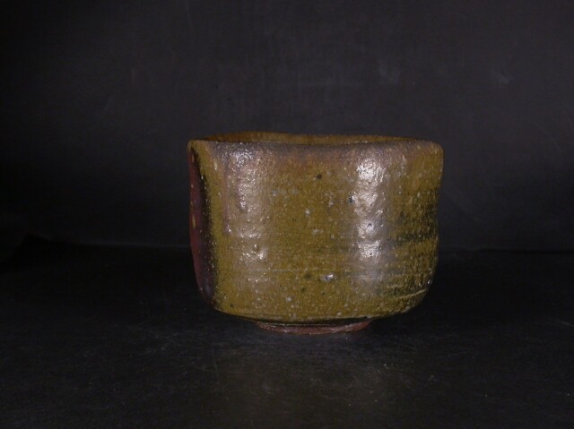 備前焼 登窯 備前焼中堅作家 藤見 俊一 四方桟共箱付き黄ゴマ抹茶茶碗