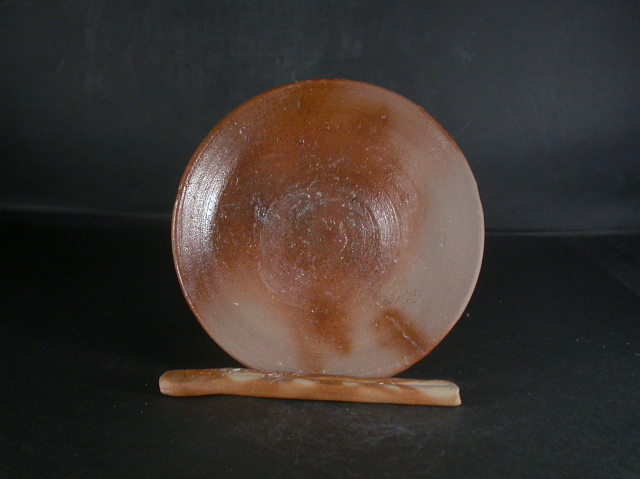 備前焼 備前焼中堅作家 片岡 聖観 皿・スプーン付き緋襷コーヒーカップ