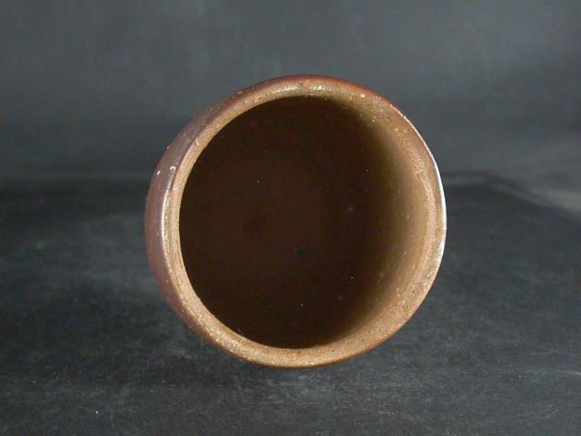 備前焼 登窯 備前市無形文化財 鈴木 黄弌 焦げ茶のゴマ荒土湯吞
