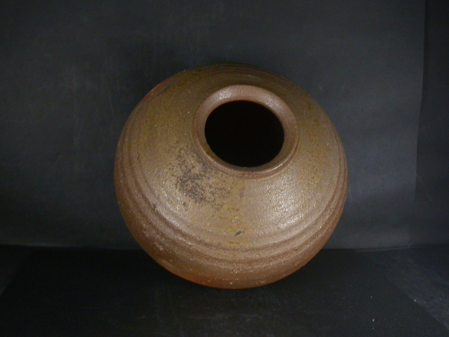 備前焼 登窯 備前焼人間国宝 伊勢崎 淳 共箱付黄ゴマ緋大壺1 備前焼卸