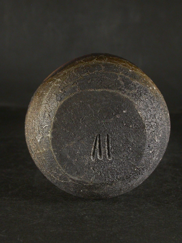 備前焼　さかきばら啓司（師人間国宝伊勢崎淳）作　黒備前徳利 備前焼 さかきばら啓司（師人間国宝伊勢崎淳）作 黒備前徳利