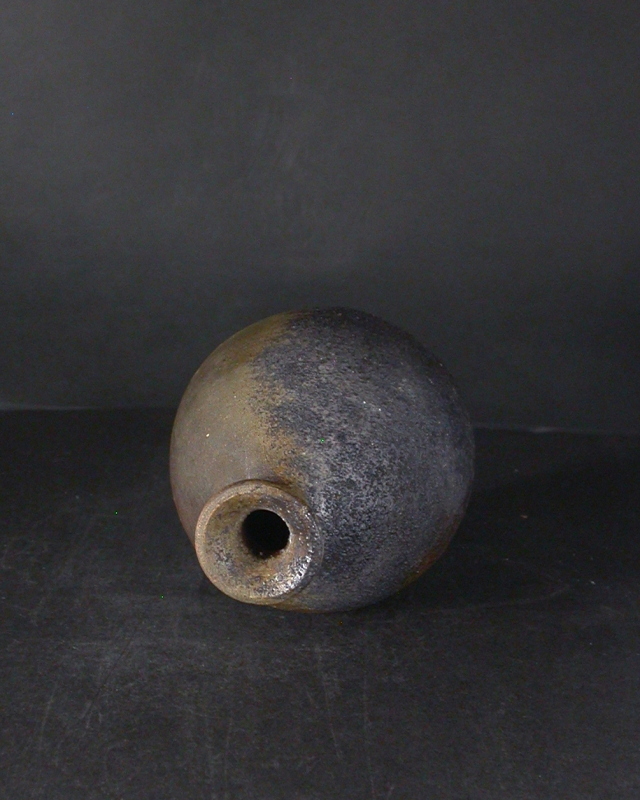 心庵】備前焼 吉本正（岡山県無形文化財）／徳利 共箱 師：藤原啓 SB049