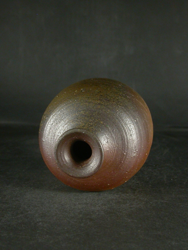 備前焼　伊勢崎満　胡麻　土瓶　急須　水注　岡山県無形文化財　1L　容量　２４７３ 備前焼 伊勢崎満 胡麻 土瓶 急須 水注 岡山県無形文化財 1L 容量