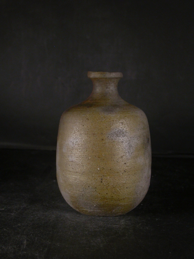 備前焼松田崋山作特別価格凄技特別出品県重要無形文化財保持者です❣️ 備前焼松田崋山作特別価格凄技特別出品県重要無形文化財保持